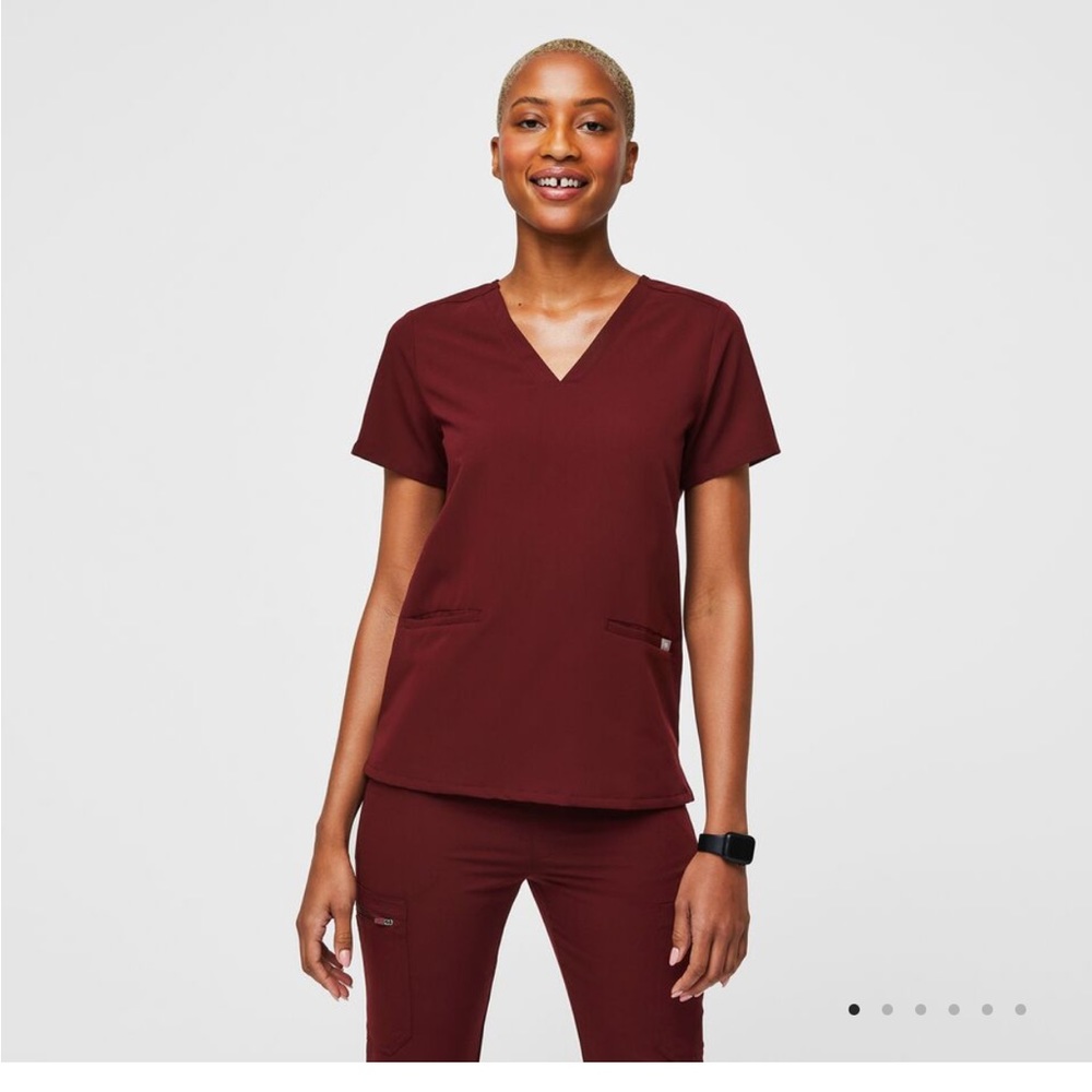 Figs burgundy scrub set.